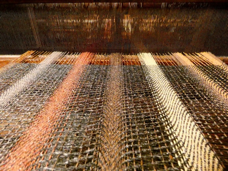 Métier d'Antan: Echarpe tissée en soie sauvage