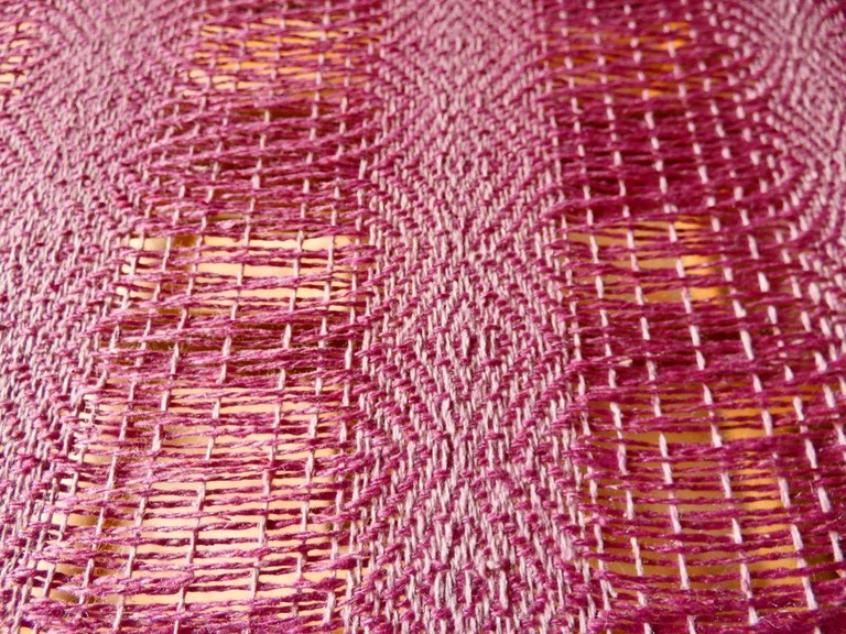 Métier d'Antan: Echarpe tissée en soie sauvage