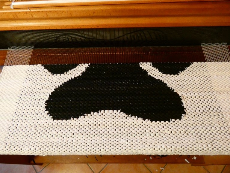 Métier d'Antan: Tapis tissé en t-shirts coton recyclés