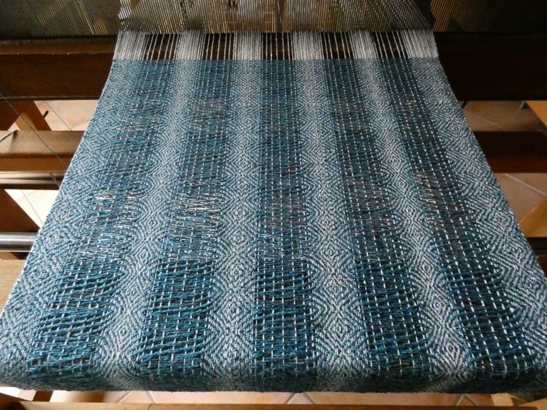 Métier d'Antan: Echarpe tissée en soie sauvage