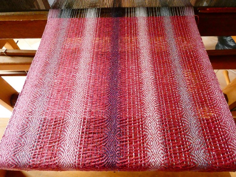 Métier d'Antan: Echarpe tissée en soie sauvage