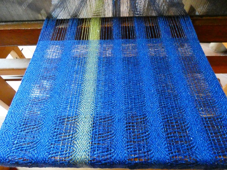 Métier d'Antan: Echarpe tissée en soie sauvage