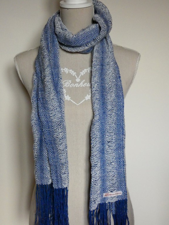 Métier d'Antan: Echarpe tissée en soie sauvage