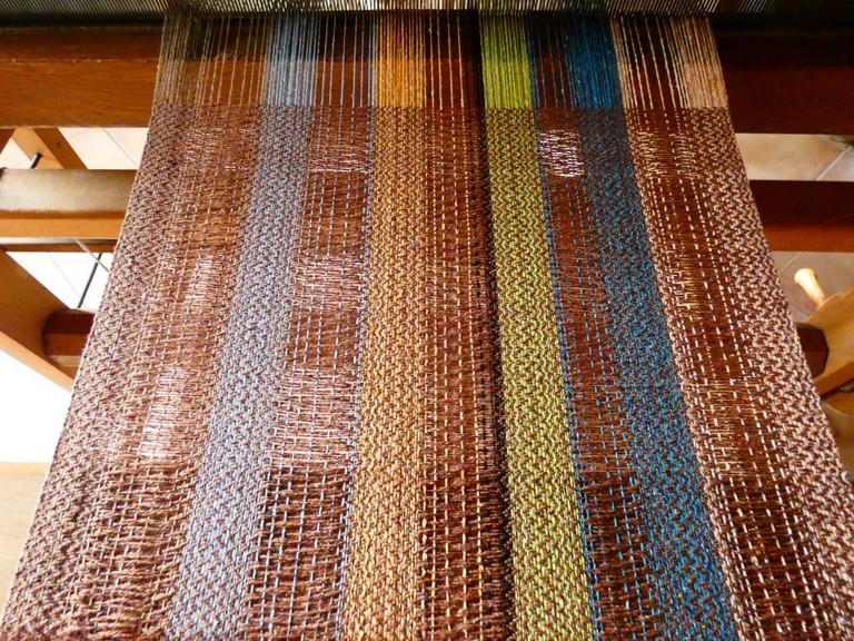 Métier d'Antan: Echarpe tissée en soie sauvage