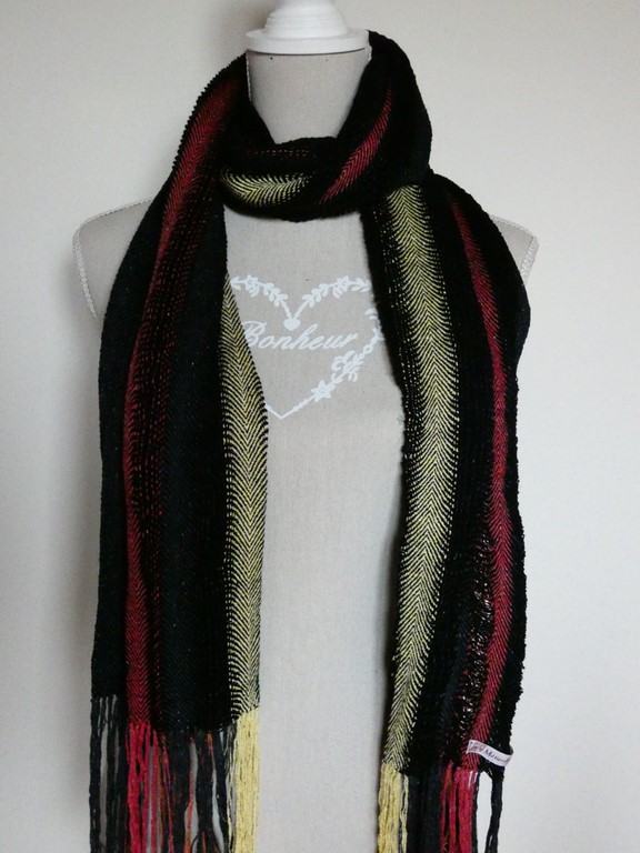 Métier d'Antan: Echarpe tissée en soie sauvage