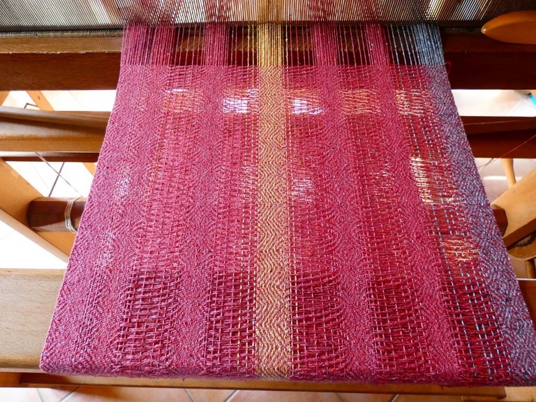 Métier d'Antan: Echarpe tissée en soie sauvage