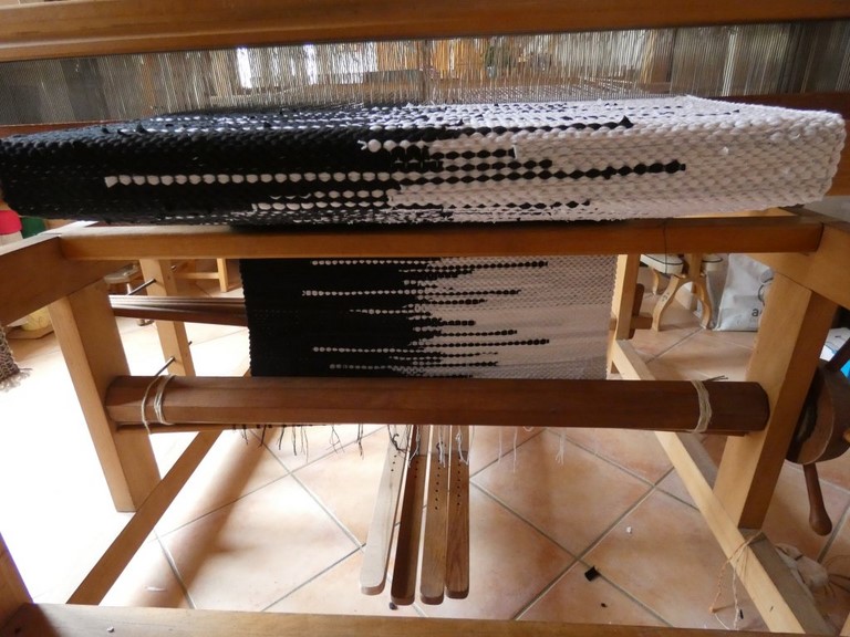 Métier d'Antan: Tapis tissé en t-shirts recyclés