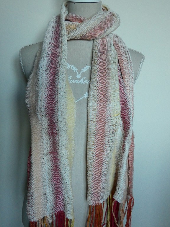 Métier d'Antan: Echarpe tissée en soie sauvage