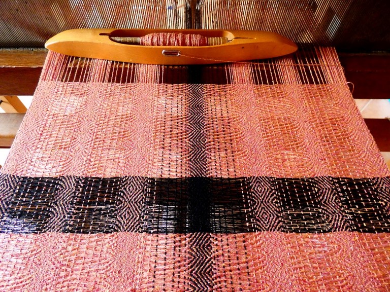 Métier d'Antan: Echarpe tissée en soie sauvage