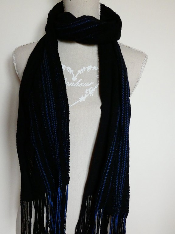 Métier d'Antan: Echarpe tissée en soie sauvage