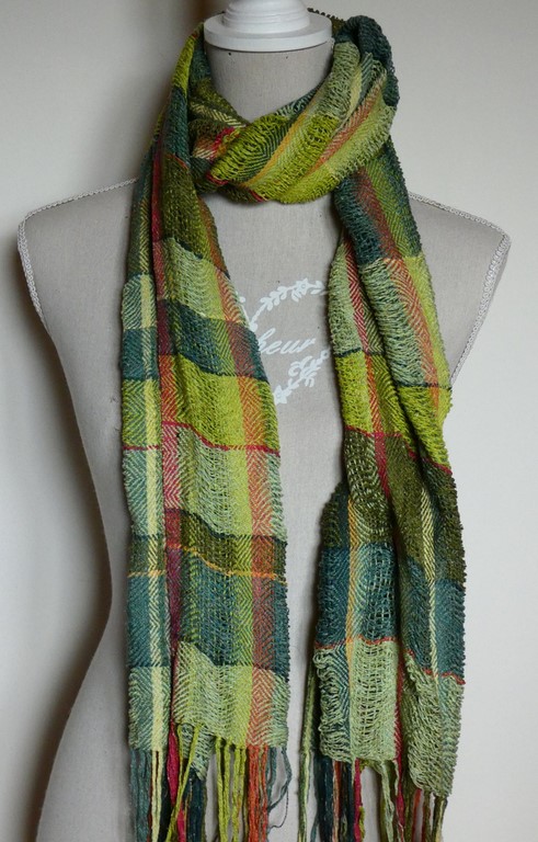 Métier d'Antan: Echarpe tissée en soie sauvage