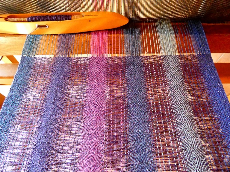 Métier d'Antan: Echarpe tissée en soie sauvage