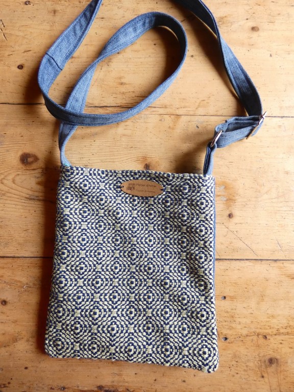 Métier d'antan: Sac tissé + jeans recyclé