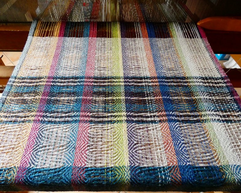 Métier d'Antan: Echarpe tissée en soie sauvage