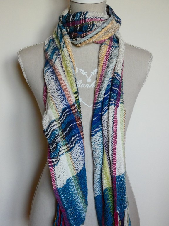 Métier d'Antan: Echarpe tissée en soie sauvage