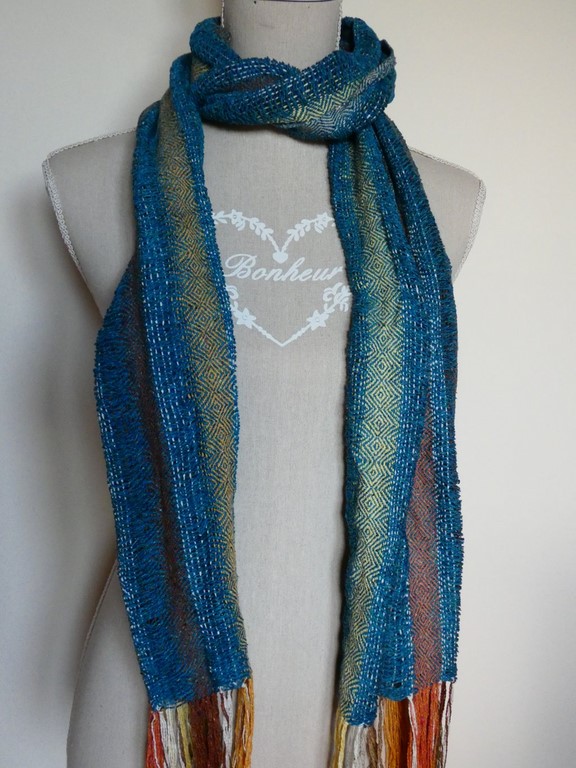 Métier d'Antan: Echarpe tissée en soie sauvage