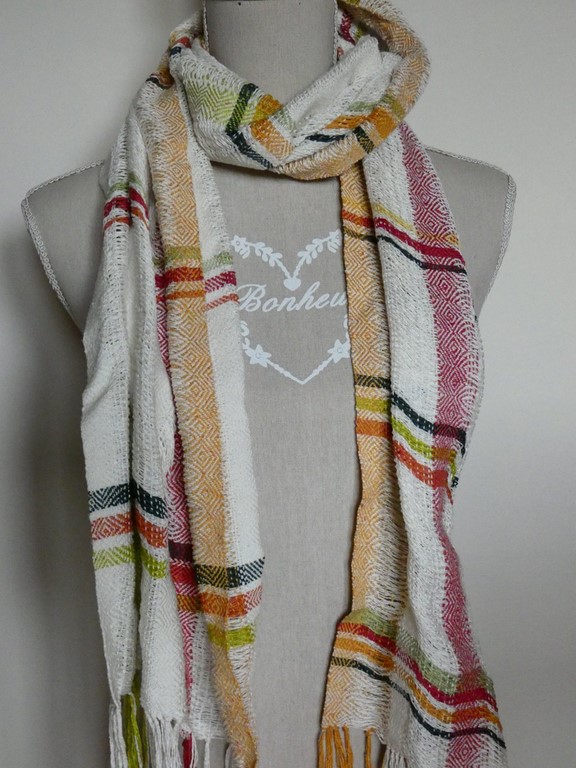 Métier d'Antan: Echarpe tissée en soie sauvage