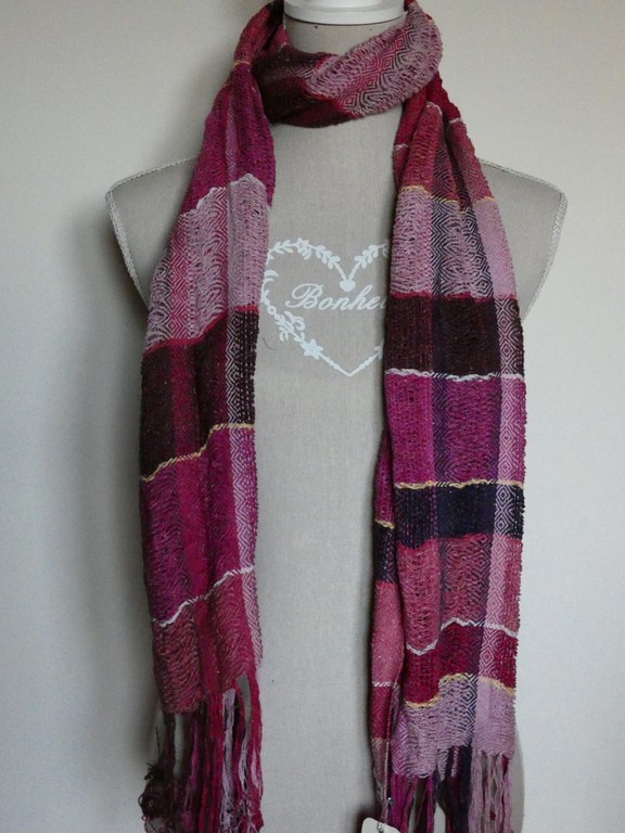 Métier d'Antan: Echarpe tissée en soie sauvage