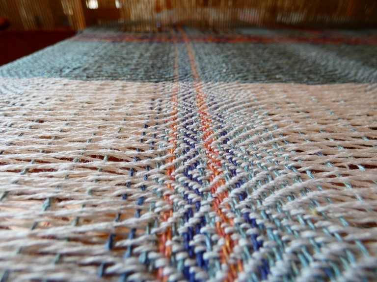 Métier d'Antan: Echarpe tissée en soie sauvage