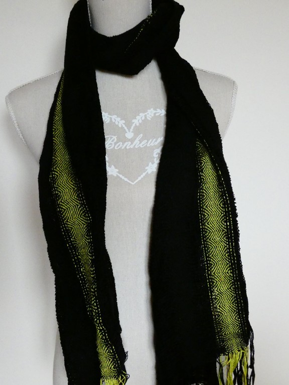 Métier d'Antan: Echarpe tissée en soie sauvage