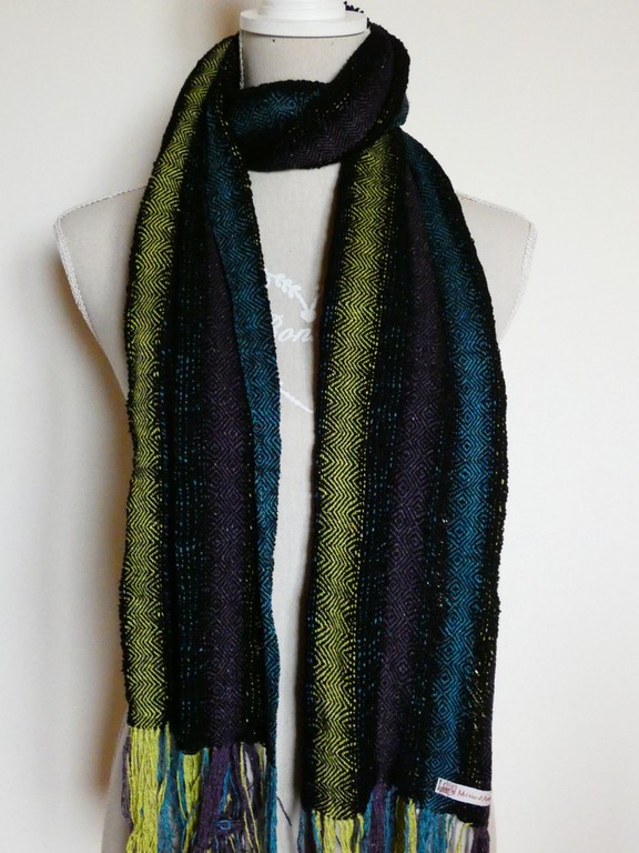 Métier d'Antan: Echarpe tissée en soie sauvage