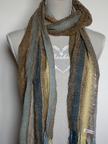 Echarpe en soie sauvage