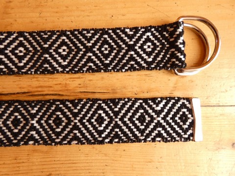 Métier d'Antan: Ceinture tissée en coton