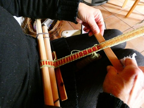 Métier d'Antan: atelier tissage à la ceinture