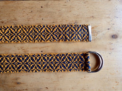 Métier d'Antan: Ceinture tissée en coton